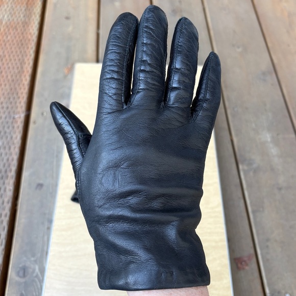 Macy’s Women’s Vintage made in Italy Lined Black Leather Gloves In Sz 8 - Picture 5 of 12